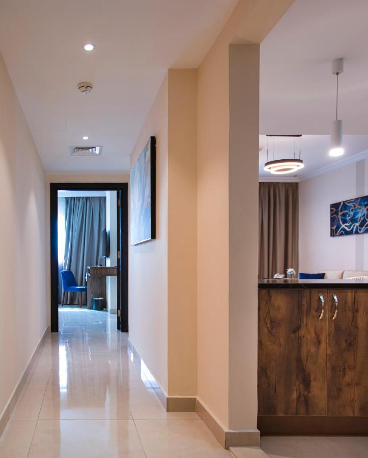 Viola Hotel Apartments Sharjah Eksteriør billede