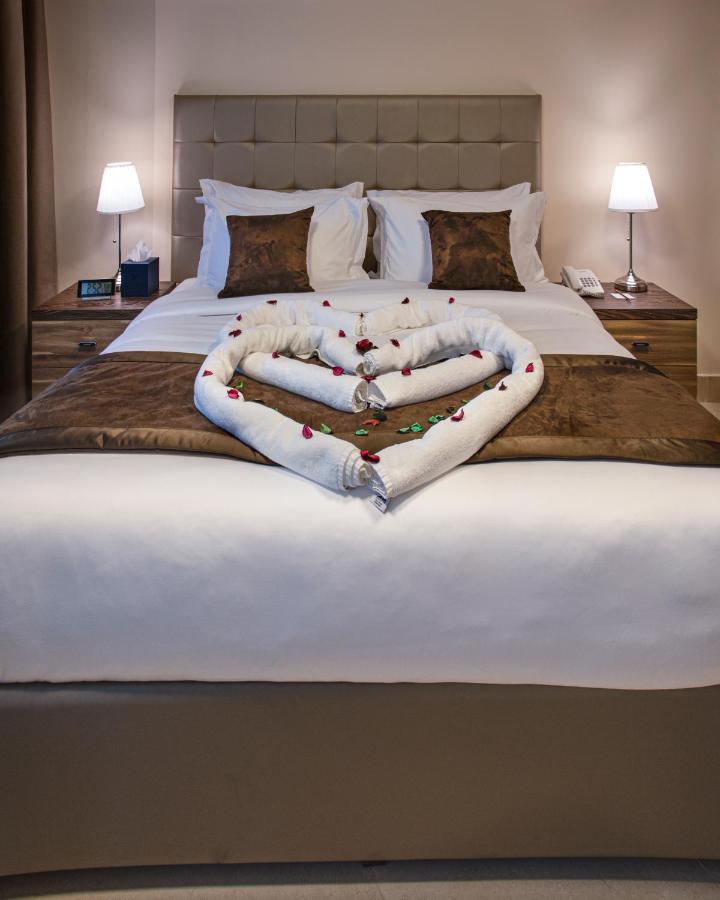 Viola Hotel Apartments Sharjah Eksteriør billede